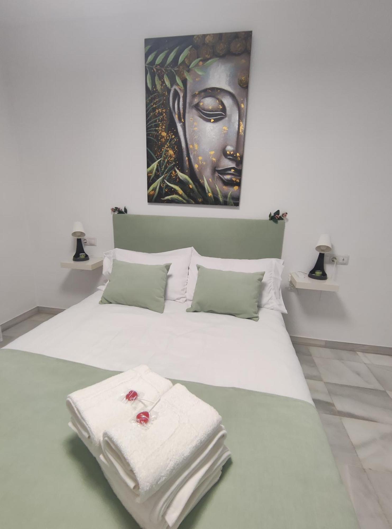 Hikari&Sineida Home Рінкон-де-ла-Вікторія Екстер'єр фото